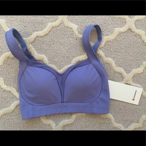 Lululemon TaTa Tamer III NWT
